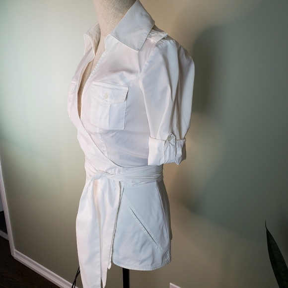Diane Von Firstenberg White Wrap Blouse Sz 2 - Picture 2 of 5